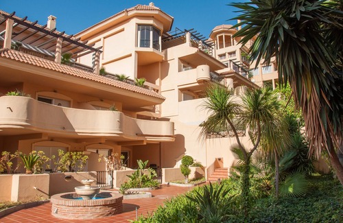 Marbella Apartment | Aloha Hill Club Golf & Spa Apartments