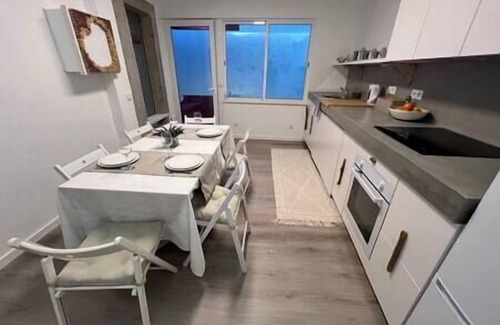 Parede Apartment | Aloha Pink House 3 Bedroom Apartment Parede Cascais