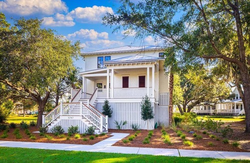 Johns Island House | Aloha Place~5747 Kiawah River Drive, 4 bedroom, 3.5 bath, sleeps 8, elevator
