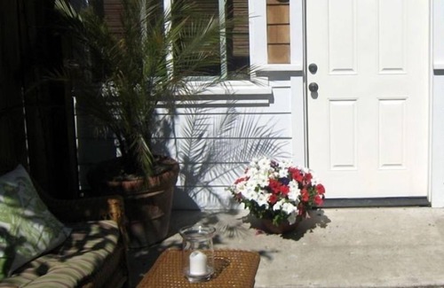 Opal Cliffs Cottage | Aloha Studio Cottage - modern, quiet & cozy - steps to the beach ! Sleeps 2