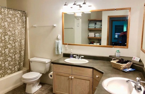 Keaau Bed & Breakfast | Aloha Suite: Watch Whales, Breakfast included at Ala Kai Bed and Breakfast