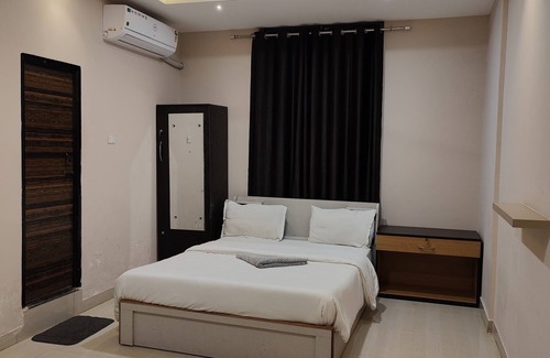 Sualkuchi Hotel | Alohi Inn