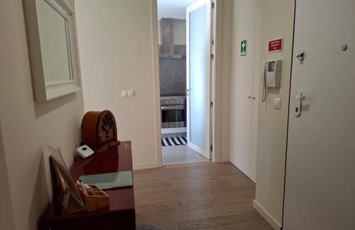 Povoa De Varzim Apartment | Alojamento Calypso