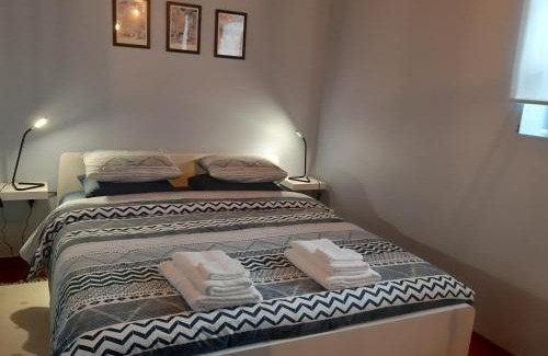 Praia da Vitoria Apartment | Alojamento Local de Santa Catarina