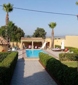 Barbate House | Alojamiento el Chaparro Barbate junto a la venta el loro