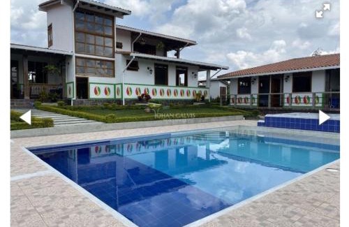 Armenia Ski Chalet | Alojamiento en Finca para 24