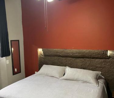 Guadalajara Apartment | Alojamiento Suite con Aire Acondicionado y Estacionamiento ubicado a 1 cuadra del Parian en Centro Tlaquepaque Privada e Independiente