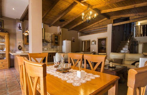 Ojen Apartment | Alojamientos Monteverde