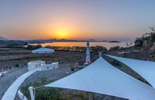 Milos Villa | Aloni Cave House