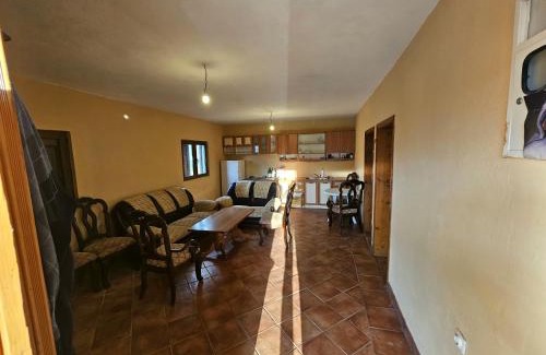 Tuzi Municipality House | Alpe House Korita