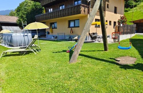 Schruns Apartment | Alpenbauernhaus Konzett