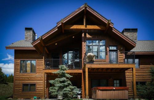 Big Sky House | Alpenglow 37C