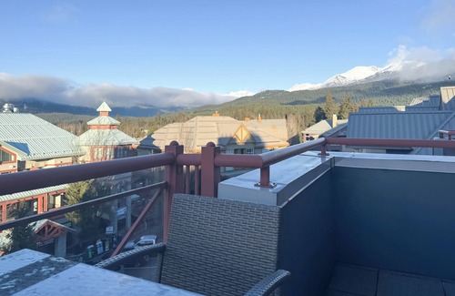 Village North Condo | Alpenglow Lodge Rainbow Look Out Studio by MVA