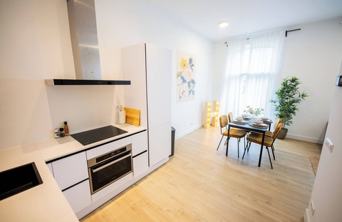 Centrum Hotel | Alphabet Apartments Schiedamsesingel