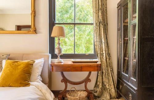 Alphen Apartment | Alphen Drive Apartments