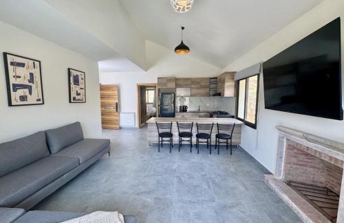 Kfardebian Apartment | Alpina Faqra 3-BR w Pool and Balcony