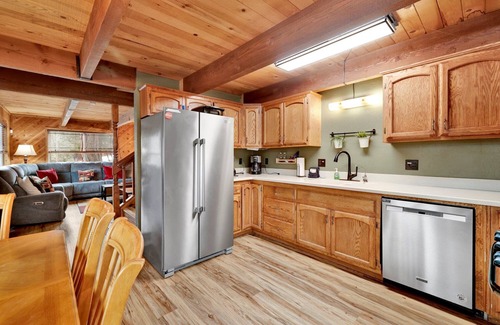 Upper Moonridge Cabin | Alpine Adventure #2166