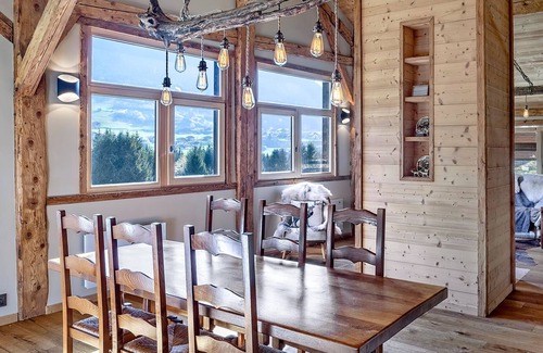 Vacheresse Ski Chalet | Alpine Chalet 1819 a beautiful Savoyard farmhouse, luxury chalet for 6–9 guests.