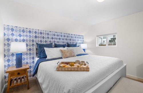 Rockaway Beach House | Alpine Coast Cottage - Meredith Lodging