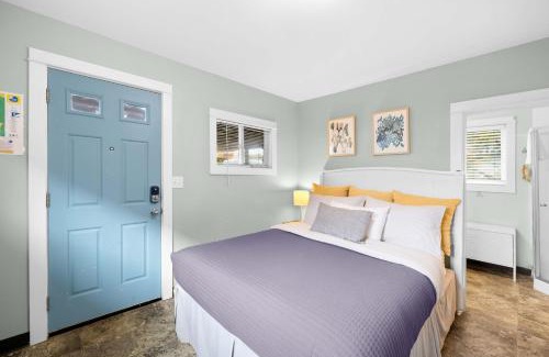 Rockaway Beach House | Alpine Coast Cottage - Meredith Lodging