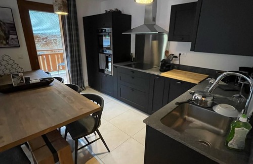 Les Prodains Ski Chalet | Alpine Creek | Luxury Ski-in | Avoriaz & Morzine