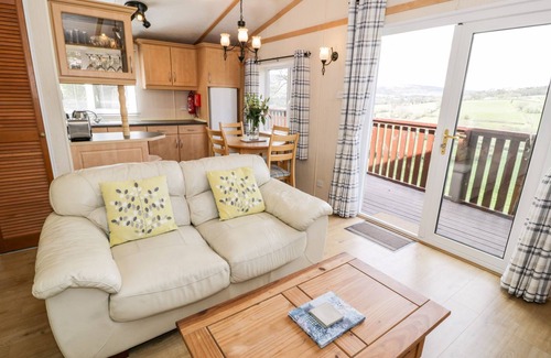Rhyd-y-foel Cottage | ALPINE LODGE, family friendly, with a garden in Rhyd-Y-Foel