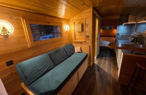 Villar-Saint-Pancrace Cabin | Alpine love shack