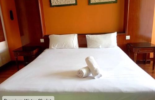 Taman Tanjung Ski Chalet | Alpine LXPD Premium Water Chalet