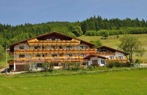 Jungholz Apartment | Alpine violets - Landhaus Wildschütz