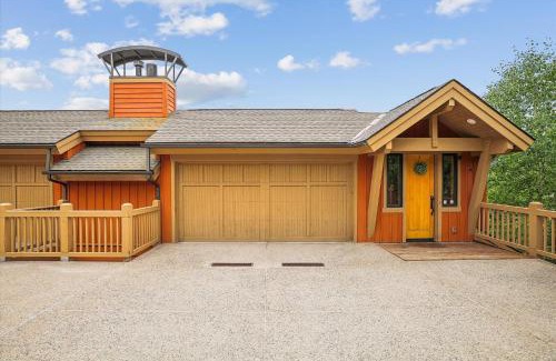 Dunkin Hill House | Alpine Vista Retreat home