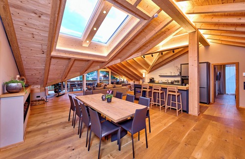 Garmisch-Partenkirchen Ski Chalet | Alpines Chalet "beatrice" mit Privater Sauna und Traumhaftem Ausblick