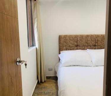 Fontibon Apartment | Alquiler Apartamento en Bogotá cerca al aeropuerto-Colibri Dorado-by-wonderlust