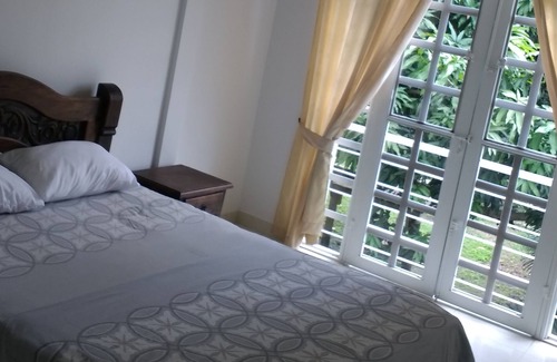 Girardot Villa | ALQUILER DE CASA CAMPESTRE CON PISCINA PRIVADA A 7 MINUTOS DE GIRARDOT