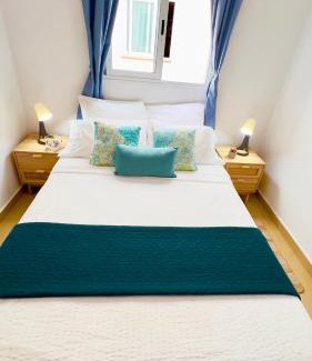 Alcala House | Alquiler de Habitación privada con baño compartido cerca al Mar!