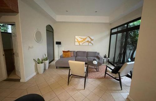Escazu Apartment | Alsacia Lofts