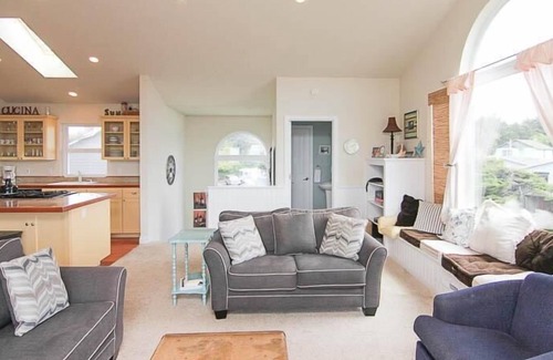 Lincoln Beach House | Alta Marea Shore