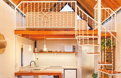 Garibaldi Ski Chalet | Alta Vista Cabanas