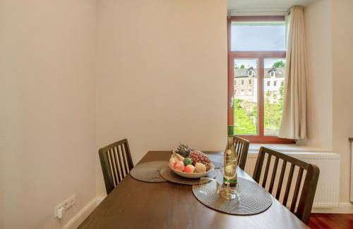 Traben-Trarbach Apartment | Alte Stadtvilla am Weinberg 2