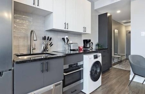 Vanier North Apartment | Alterra - Studio in Beechwood