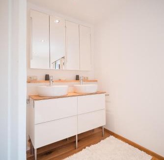 Bad Aussee Apartment | Altes Bauernhaus von 1756 - Villa Straussengut