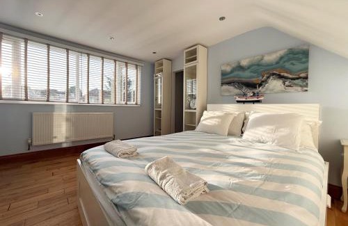 Brunswick Park Apartment | Althea's Place in Southgate