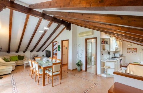 San Lorenzo della Costa Apartment | ALTIDO San Massimo apartments