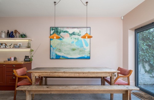 Kensal Green Apartment | ALTIDO Stunning 2-bed house w/ garden
