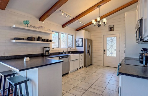 Hiawassee House | Altitude Adjustment- by Chatuge Home Concierge firepit, hot tub, mountain & lake view