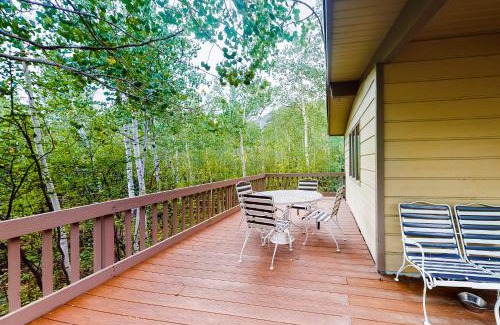 Knollwood House | Altitude Haus