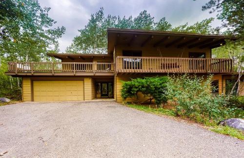 Knollwood House | Altitude Haus