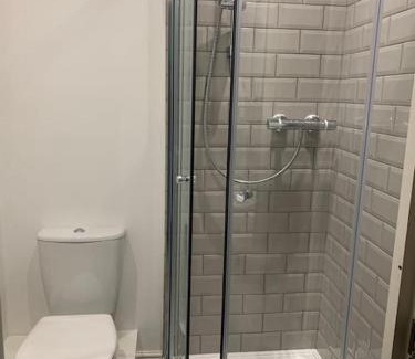 Hanham Apartment | Alto - Lovely 2 Bedroom Serviced Apartment Bristol by Mint Stays