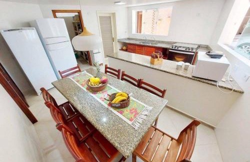 Jardim Virginia House | Alto padrão com piscina 300m da praia