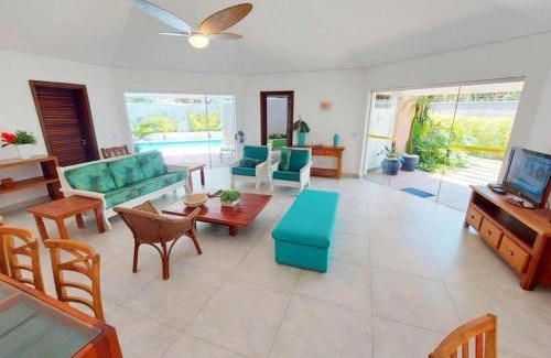 Jardim Virginia House | Alto padrão com piscina 300m da praia