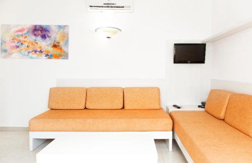Cala'n Bosch Apartment | AluaSun Lago Park